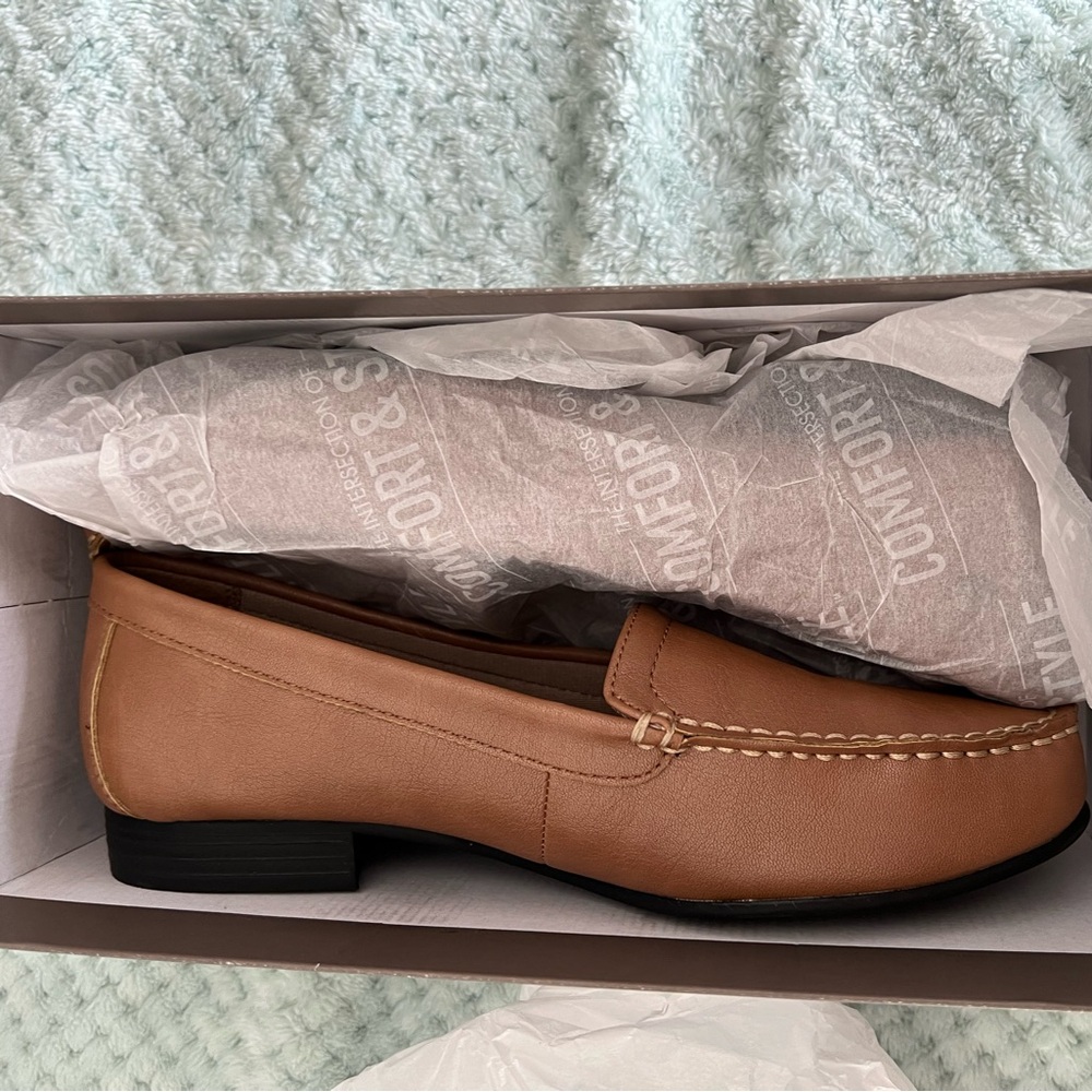 New Life Stride Flats